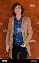 César de Rummel : Un Voyage à Travers la Vie d'un Artiste Émergent