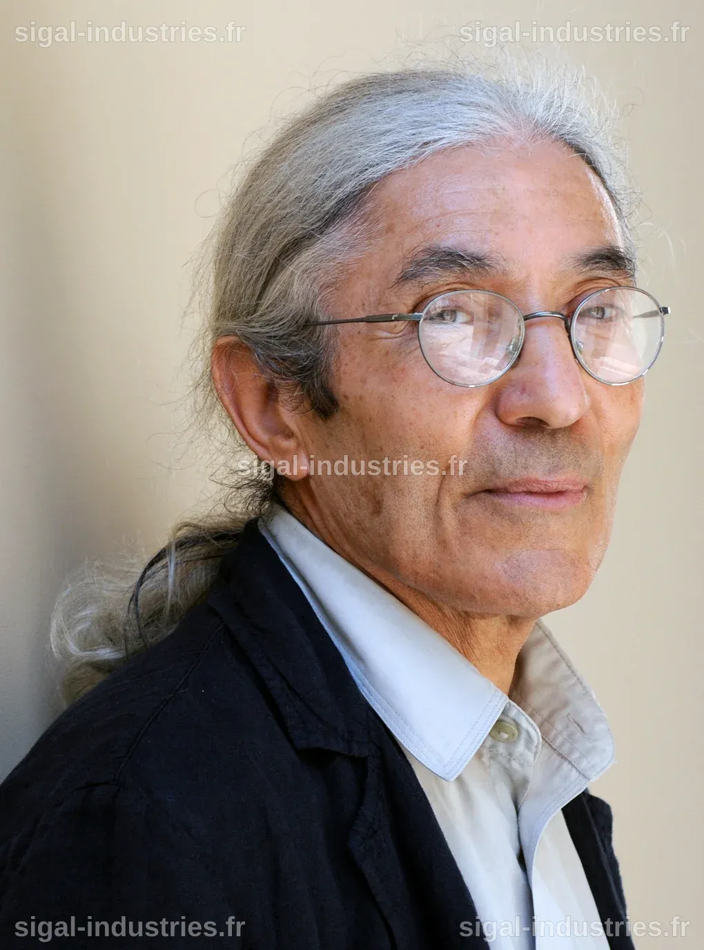 Boualem Sansal quitte Gallimard pour rejoindre Grasset, un virage vers Bolloré