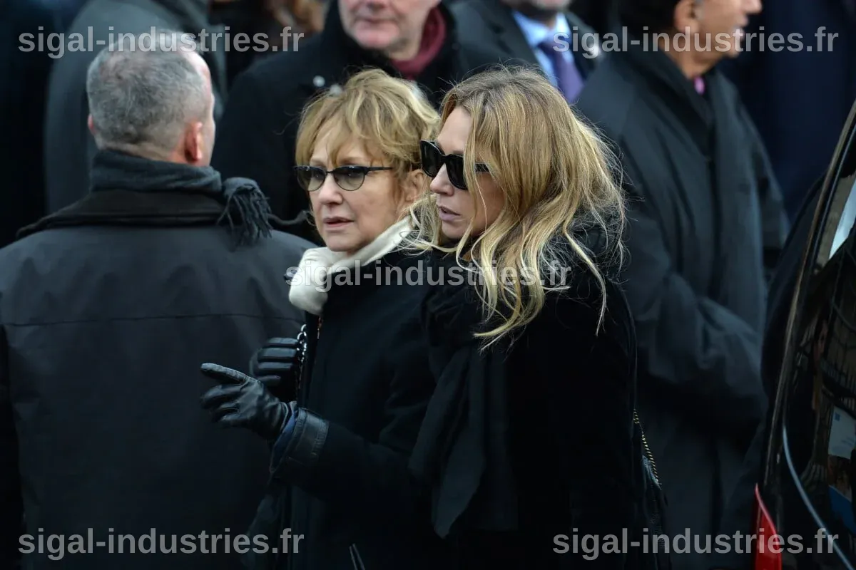 Obsèques de Nathalie Baye : Laura Smet, un courage exemplaire pour l'organisation des funérailles, avec la présence de nombreuses célébrités