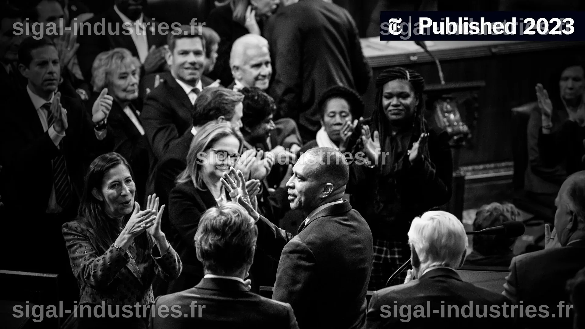 Hakeem Jeffries en difficulté après qu'un jeune reporter interroge sur l'image négative des démocrates