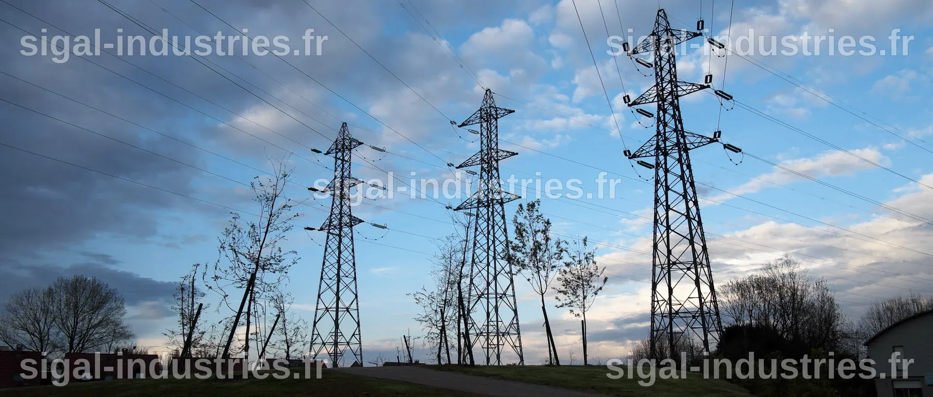 Découvrez le secteur méconnu des pylônes électriques : un enjeu économique majeur
